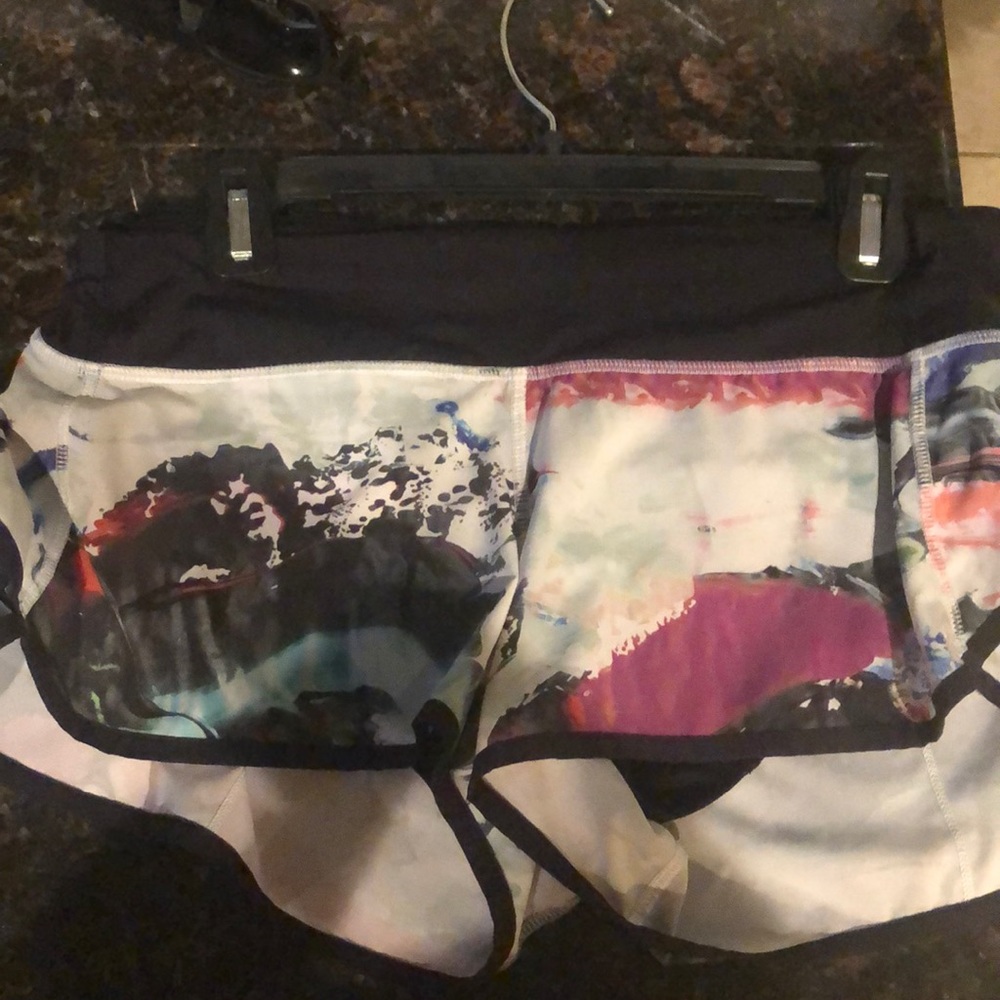 Lululemon speed shorts size 8